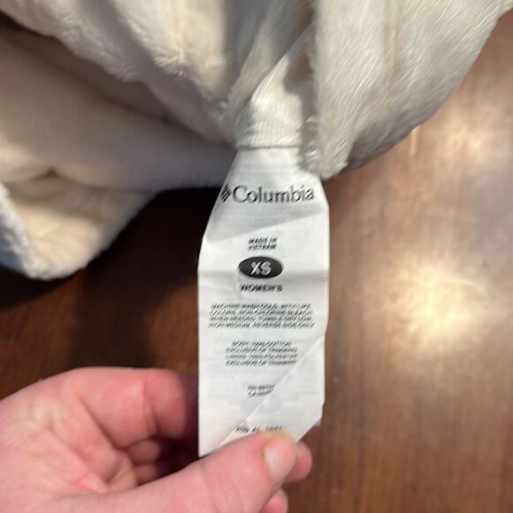 Columbia reversible vest XS (5025B) - Picture 10 of 10